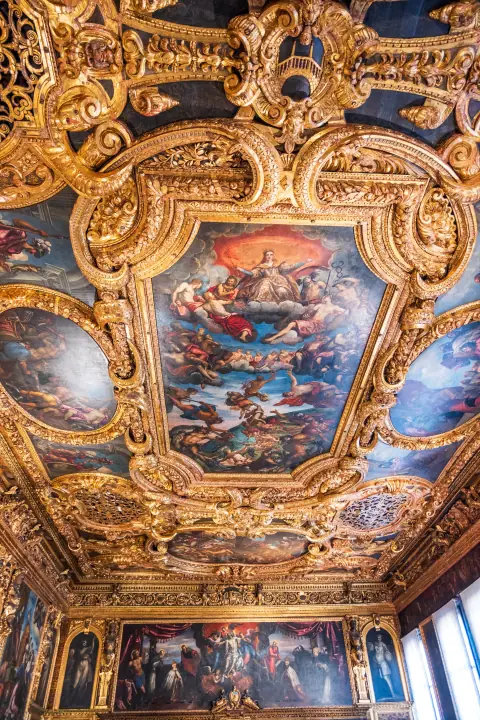the-ceiling-of-the-doge-s-palace preview